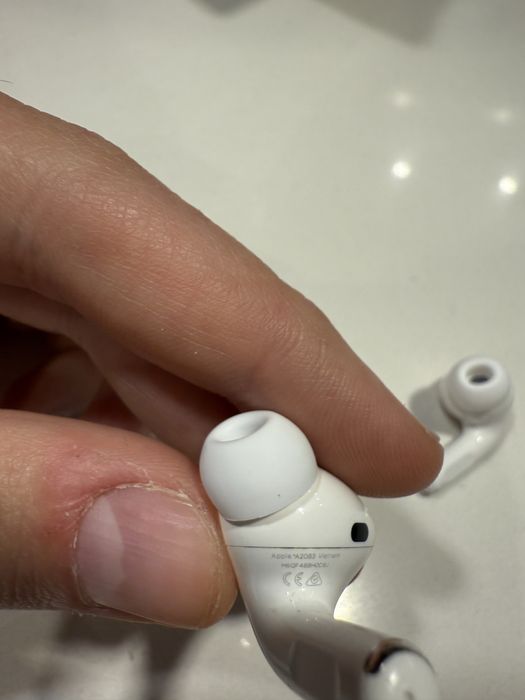 Apple Airpods Pro слушалки