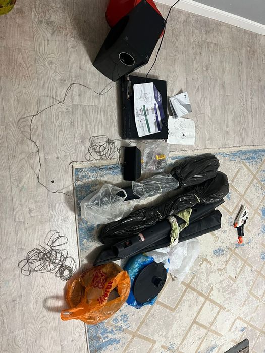 Dvd и колонка сатылады