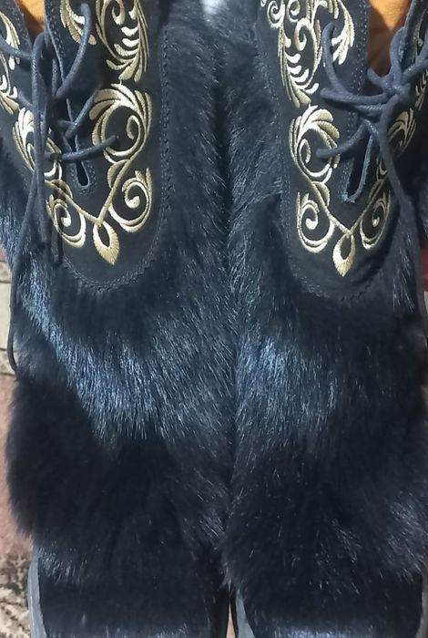 Продам сапоги из натуральной замши