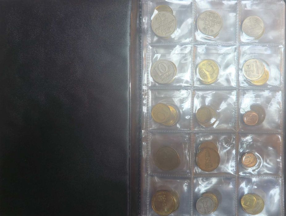 монети 4 държави  150 бр