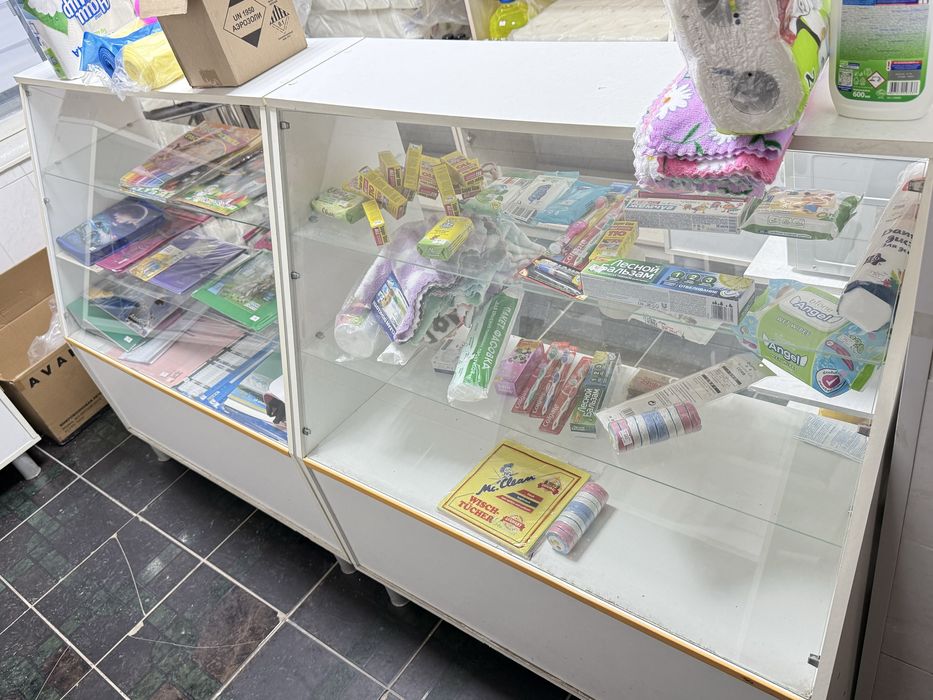 Продам витрины 5000тг