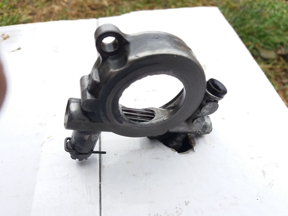 Pompa ulei husqvarna 365/ 372xp