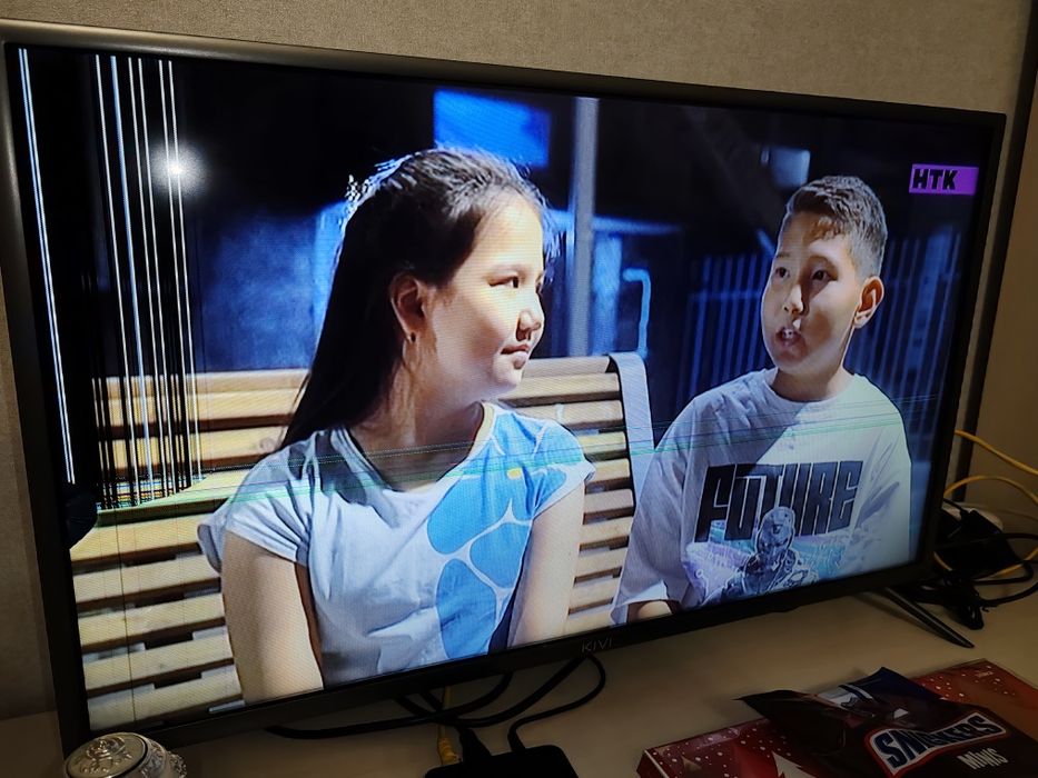 Продам телевизор смарт бу