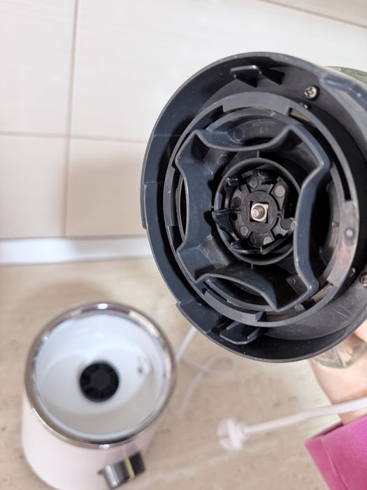 Blender Beko 600W cu bol din sticlă
