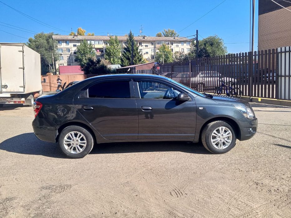 Срочно продам машину