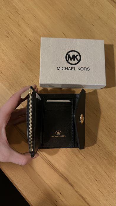 Дамско портмоне Michael Kors