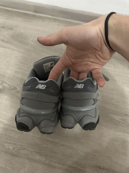 New Balance 9060 Gray