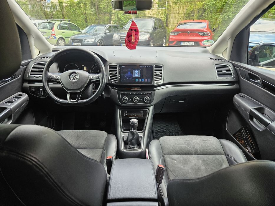 Volkswagen Sharan Highline 2015 - 185 cai