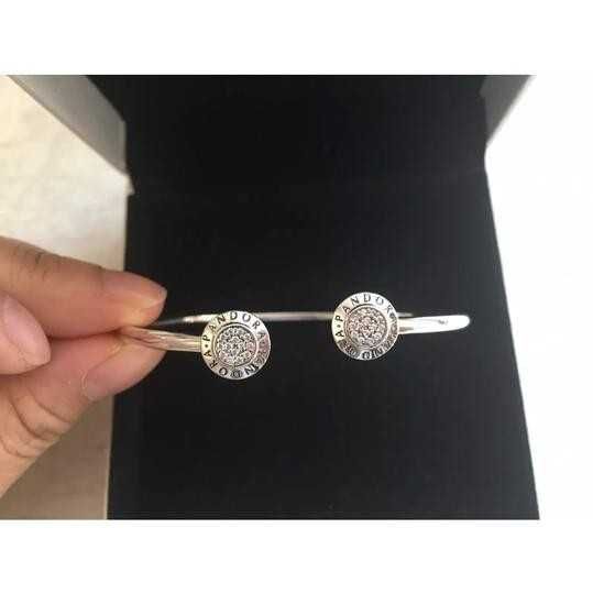 Bratara PANDORA deschisa logo, noua, pret excelent!