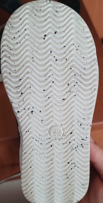 Детски спортни обувки