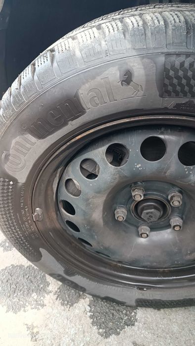 4 броя гуми КОНТИНЕНТАЛ с джантите карани не повече от 6/7пъти 350евро