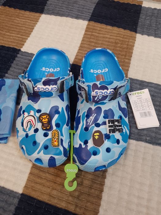 Сабо Crocs x BAPE