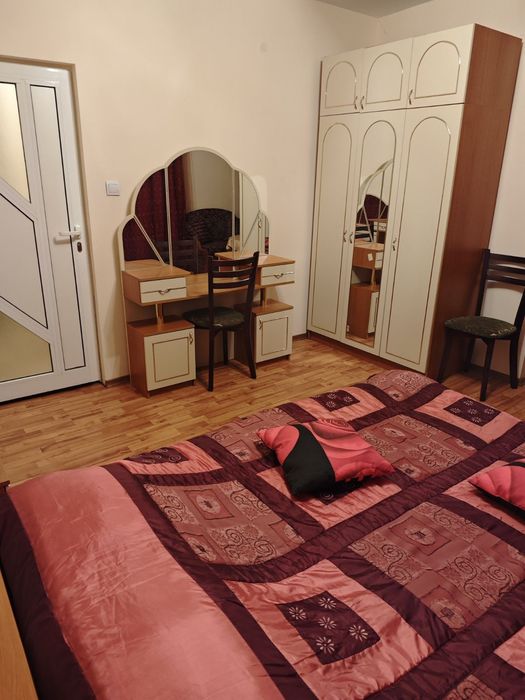 Дава се под наем Едностаен апартамент в Враца, Околчица - 46 кв.м за 255 € - Снимка #1