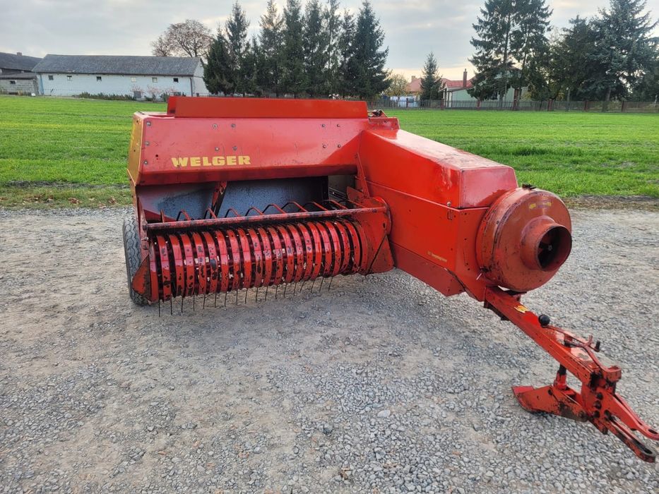 Пресс-подборщик Вельгер Ар45