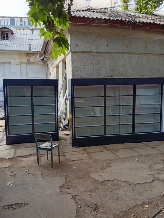 Витрина холодильник