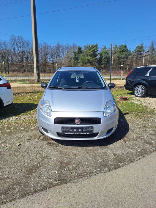 Fiat  Grande Punto   benzina    2014 !!!