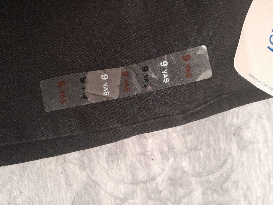 Тъмни дънки LC WAIKIKI