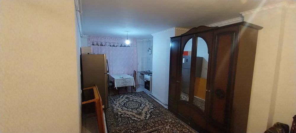 Продам 2х комнатную  квартиру срочно