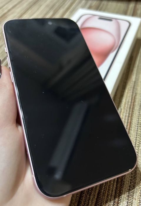 продам Iphone 15
