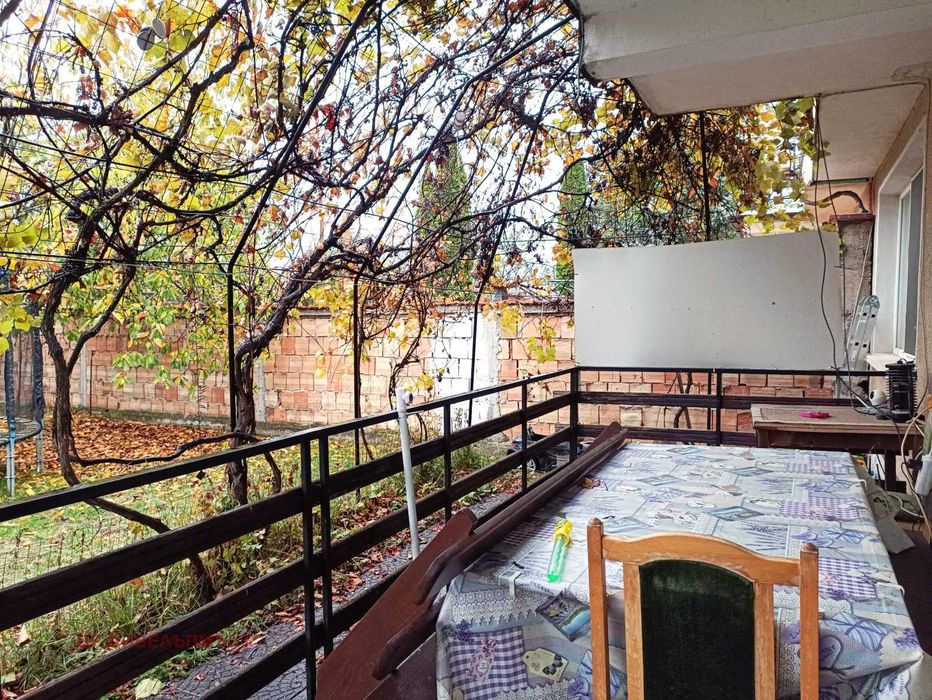 Продава се Къща в с. Житен, Област София-град - 335 кв.м за 939 €/кв.м - Снимка #5