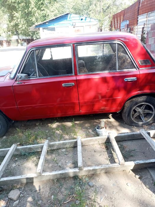 ВАЗ 2103 Жигули.