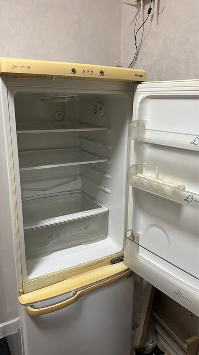 Продам холодильник б/у