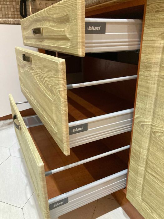 Кухня б/у, кухонный гарнитур б/у