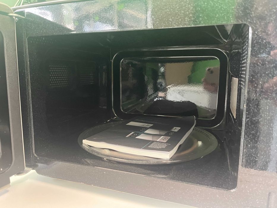 Микровълнова Cecotec ProClean 3060 Mirror (20L, 700W) – С ГАРАНЦИЯ