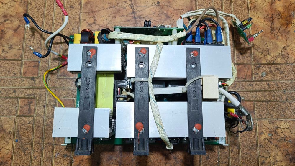 Инверторен електрожен с функция аргон REDCO ASTRA 200 (200 реални А.)