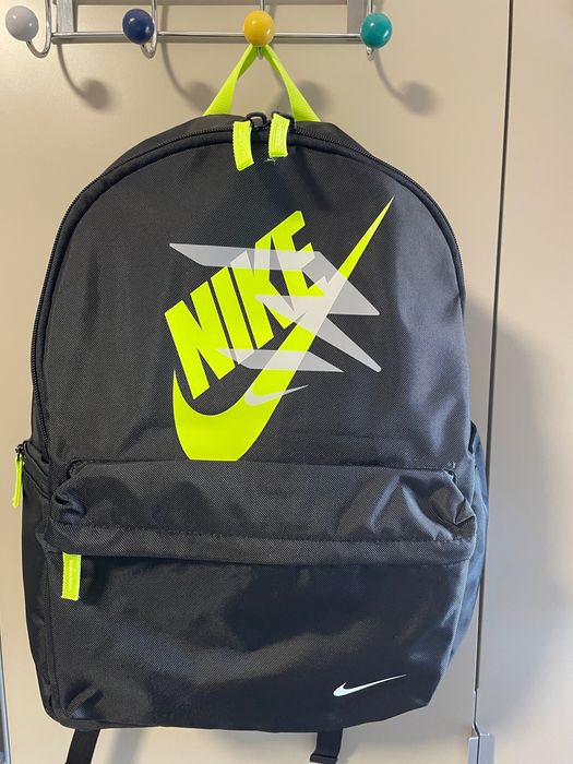 Спортна раница Nike