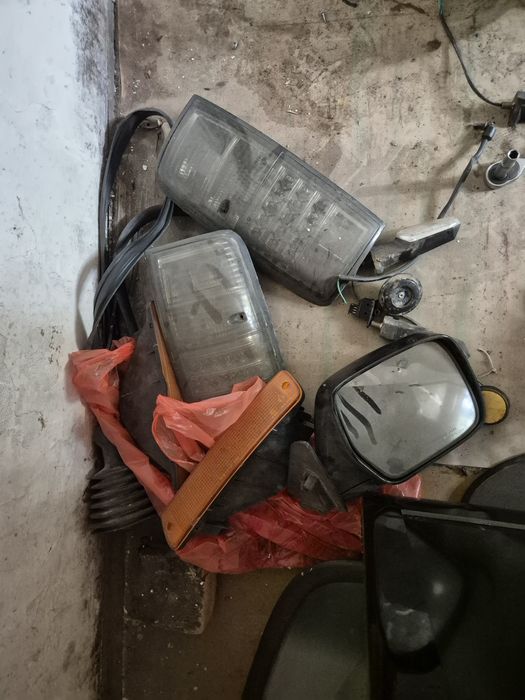 Лексус lx 450  задние стекло