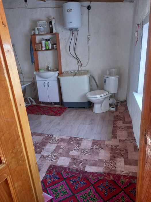 Уй сатылады Абай кошесинде 7/2