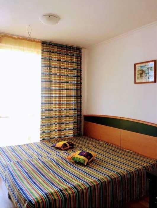 Дава се под наем Едностаен апартамент в к.к. Елените - 30 кв.м за 127.5 € - Снимка #2