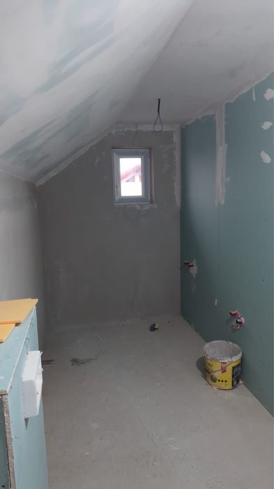 Casa tip duplex - locuinta cu 5 camere - semifinisat