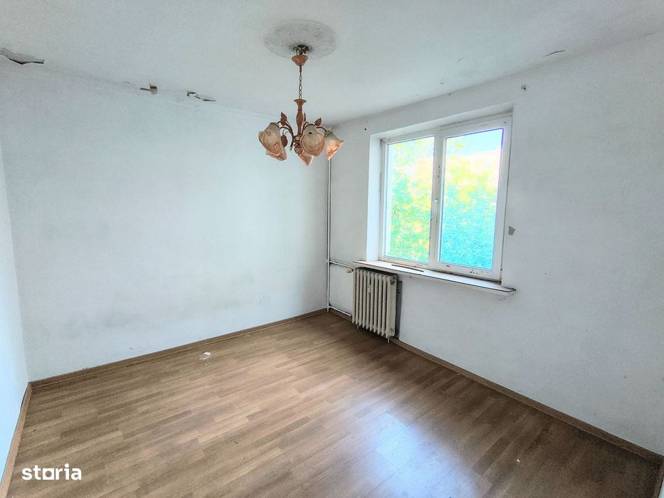 Apartament 3 camere semidecomandat Berceni — fotografia 1