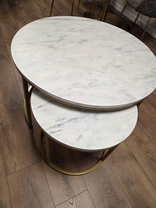 Комплект холни маси мраморно и златисто