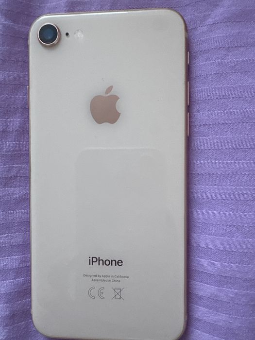 Продам Айфон 8 , б/у в хорошем состоянии