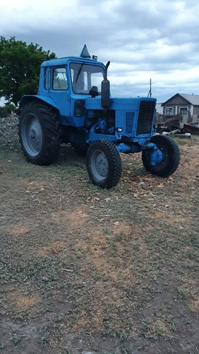 Трактор МТЗ 82. С косилка и грабли