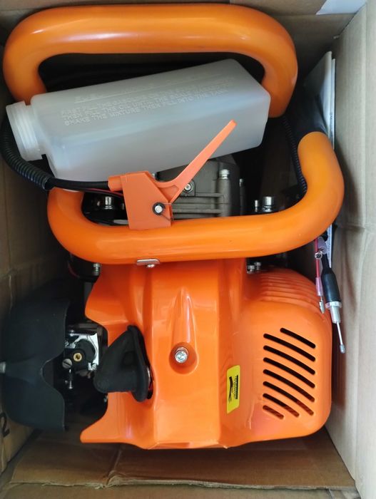 Wainer Foreză pe benzină 52cc 6CP+burghiu de 150mm+burghiu 100mm, noi ( motoburghiu )