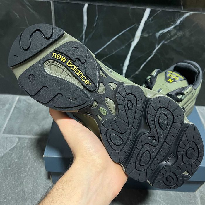 New Balance 1000 Olivine, marime: 43