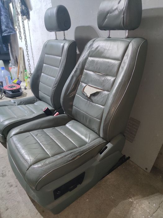 Сиденье на Фольксваген туарег