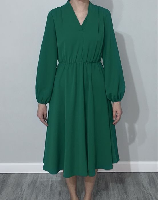 Продаются платья (от 5000тг до 15000тг)