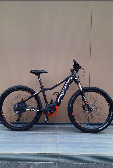 Bicicleta E-Bike*KTM Macina-Race*273-M
