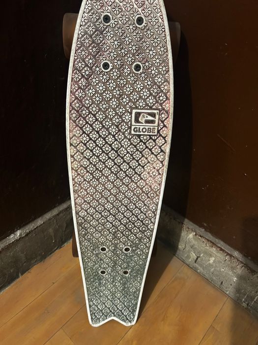 пениборд ролер розов GLOBE