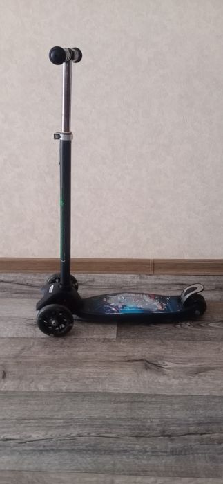 Продам самокат детский