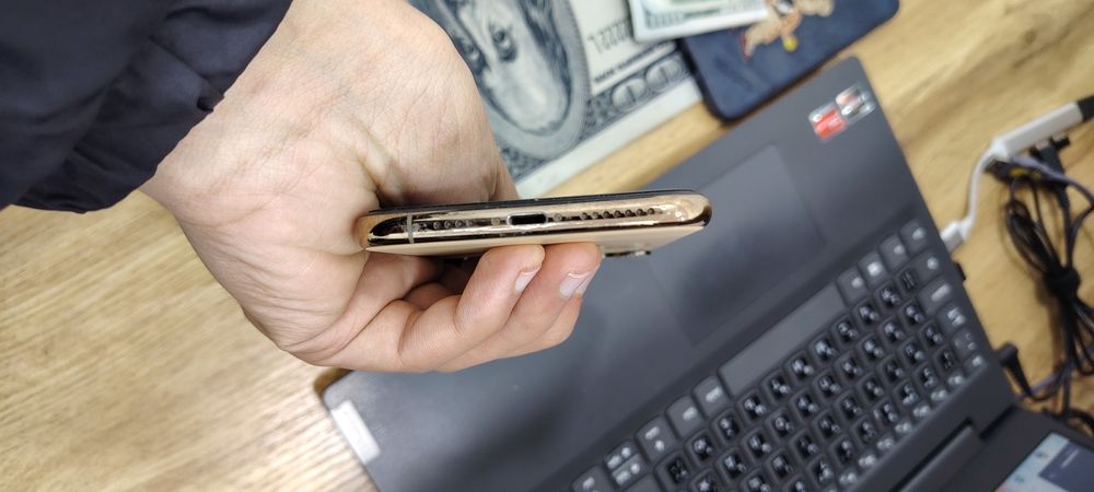 Iphone 11 pro max 64 gb