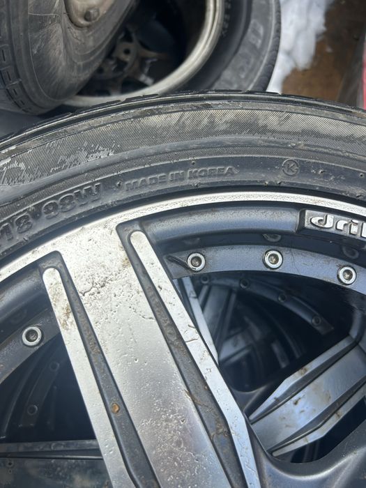 Титанки с шинами 235/45 R18