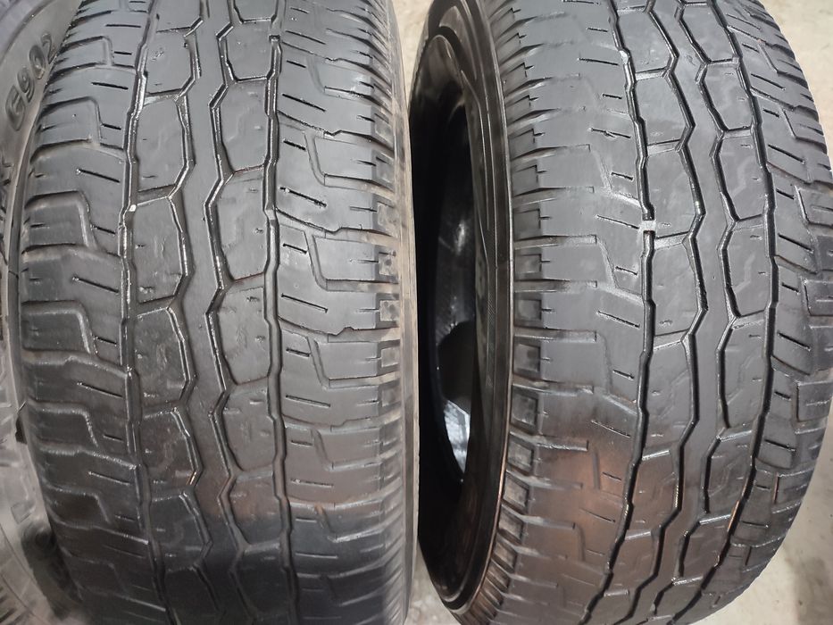 Продам комплект резины 265/65/17