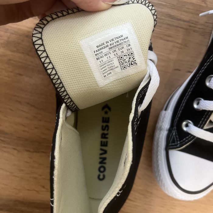 Кроссовки converse