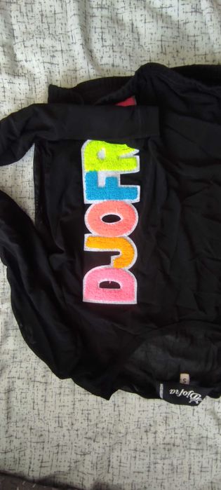 Къс черен топ на Djofra